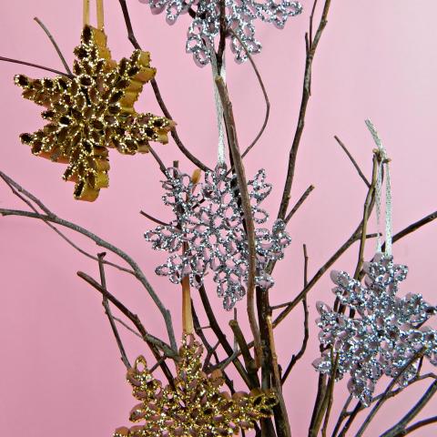 Recycled Magazine Snowflake Ornaments